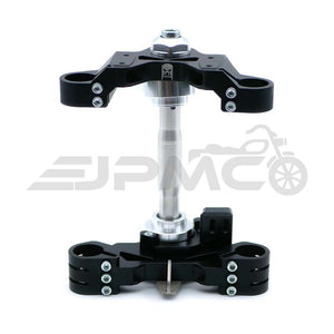 https://www.jpmc-2radparts.de/cdn/shop/files/PZ-Tuning-Gabelbruecke-mit-Teilegutachten-CNC-gefraest-f.-Simson-Schwarz.jpg?v=1684924834&width=300